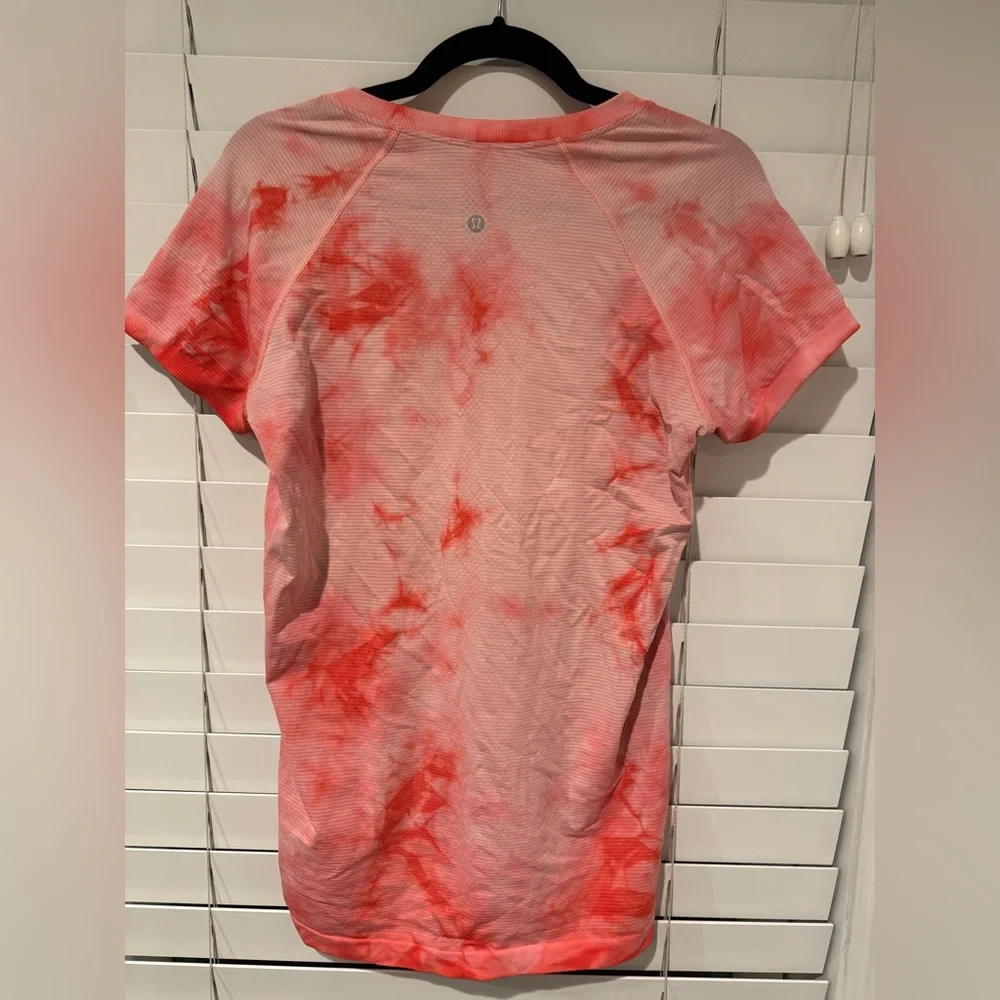 lululemon Swiftly Tech orange and Pink Tie-Dye Short Sleeve Tee - Picture 2 of 4